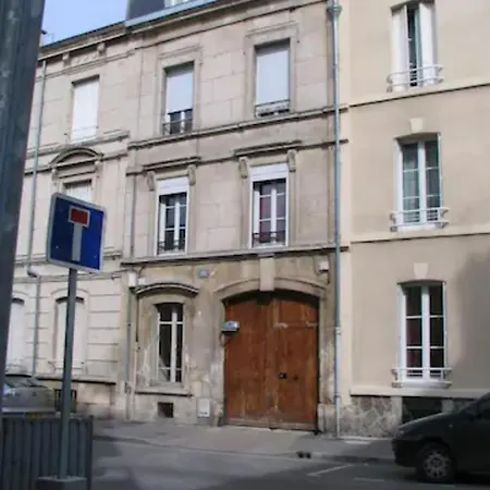 Studio Chabaud 13 Cour * Reims